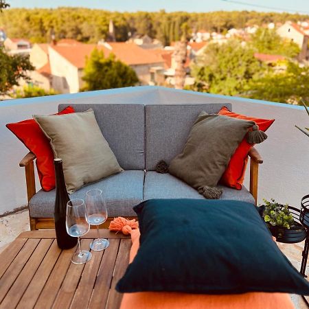B&B 366 Vrboska Buitenkant foto
