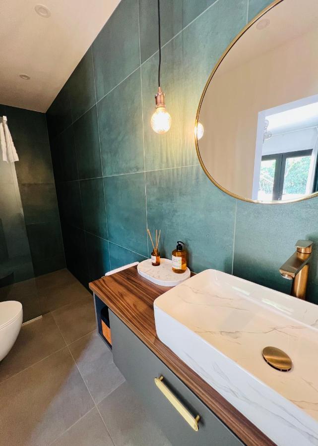 B&B 366 Vrboska Buitenkant foto